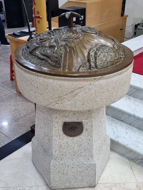 제주 동광성당 세례대입니다.