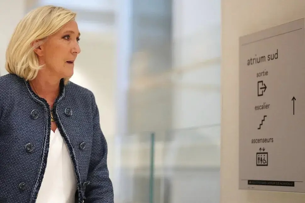 마린 르펜, 횡령 혐의 유죄…2027 프랑스 대선 출마 무산 위기