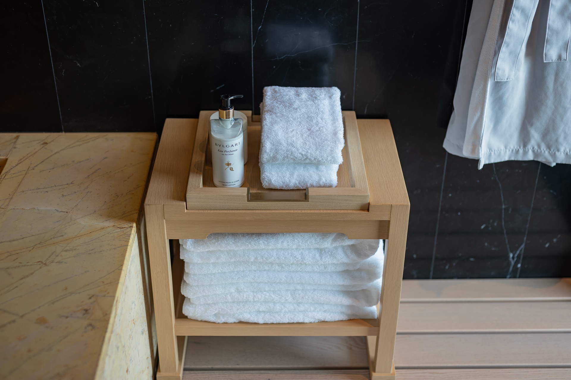 #JW메리어트 #JW메리어트제주 #JW메리어트제주리조트&스파 #범섬 #빌벤슬리 #서귀포호텔 #제주리조트 #제주메리어트 #제주여행 #제주호텔 #댄싱두루미 #더플라잉호그 #아일랜드키친