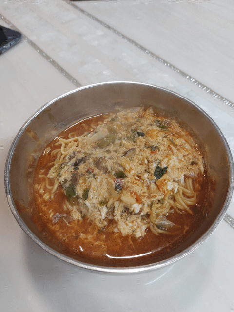 나만의 레시피로 만들어진 미식 장인라면 얼큰한맛