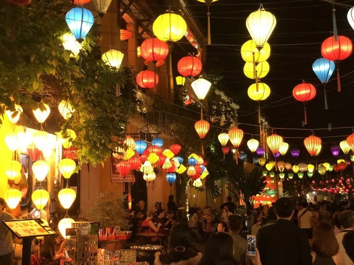 호이안올드타운나이트체크아웃투어