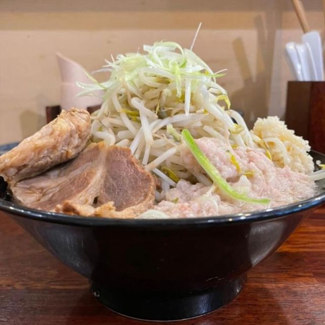 서울에 유명한 '지로계 라멘' 맛집 (ラーメン二じ郎ろう)