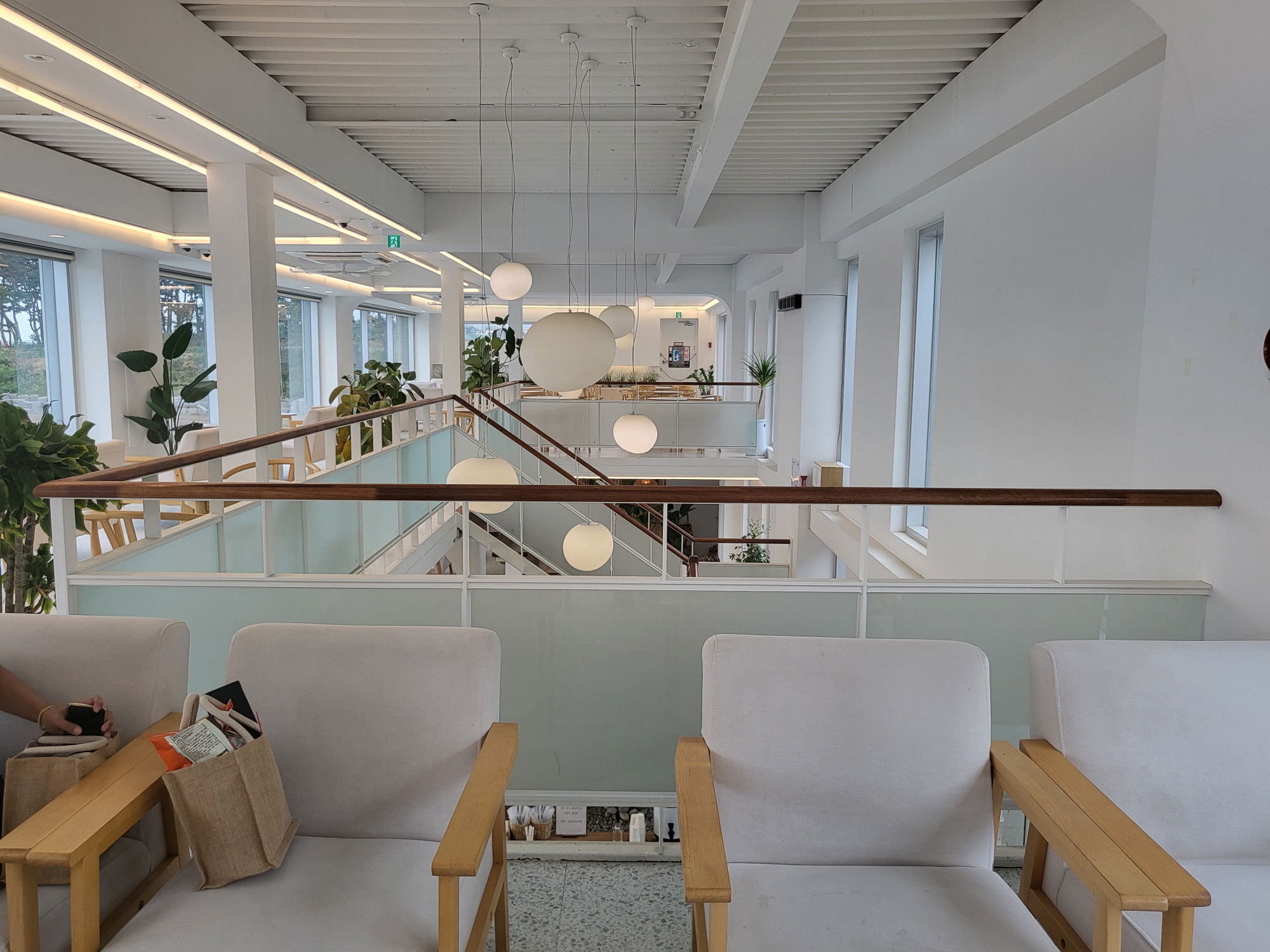 카페루헤 - 계단뷰