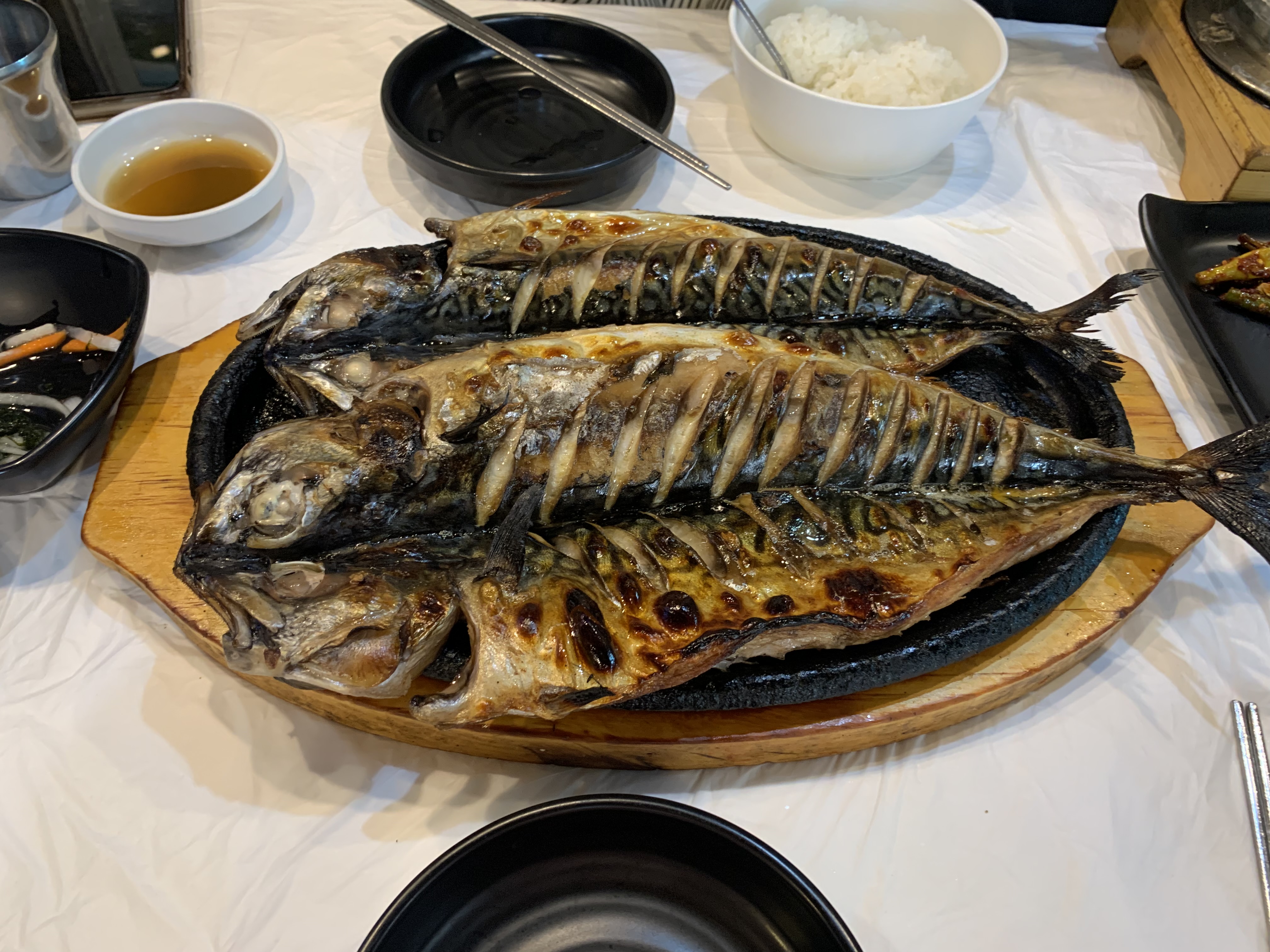 까치산·신월동 맛집! 화덕생선구이굽자 – 바삭 촉촉한 고등어구이 & 솥밥까지 완벽한 한 끼!