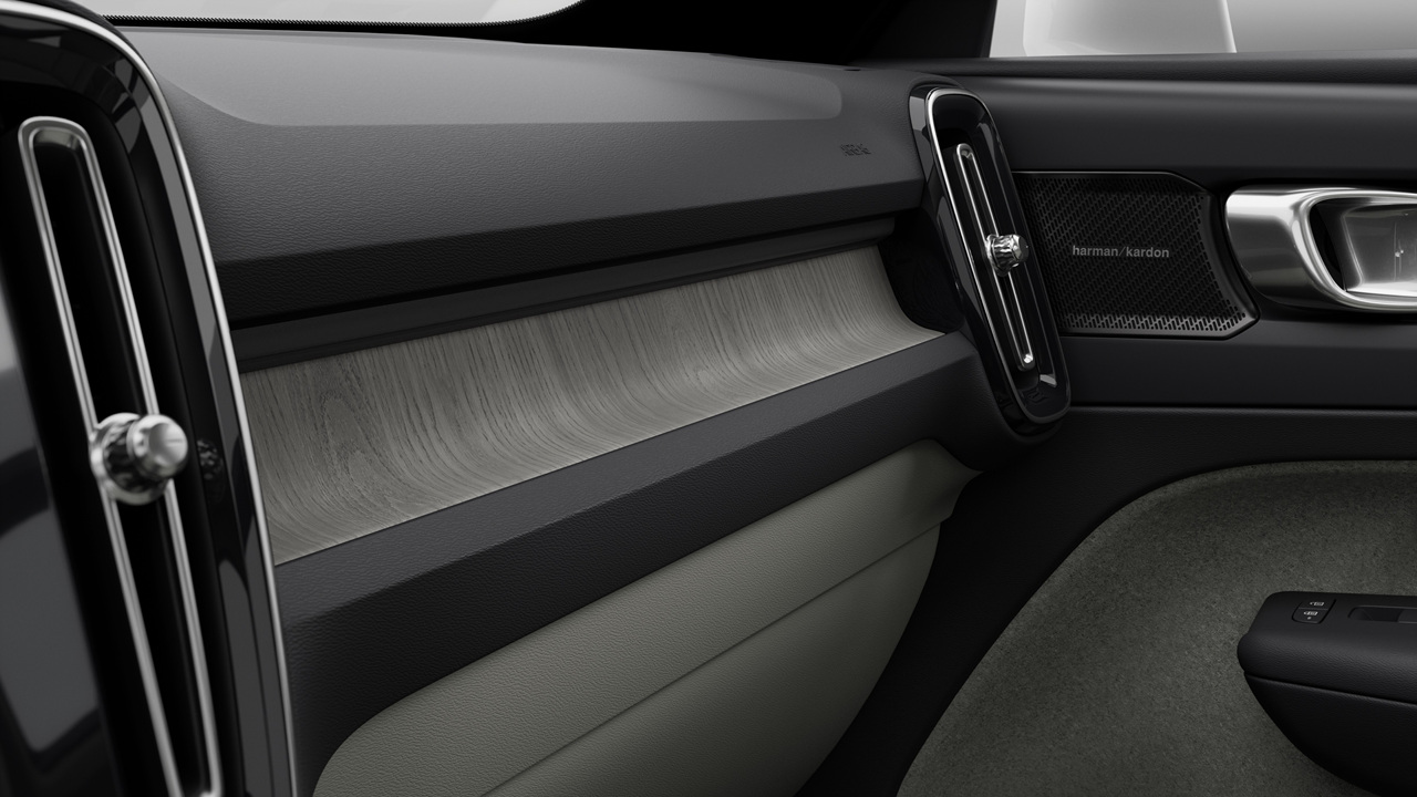 24년형 볼보 XC40 대쉬보드 사진