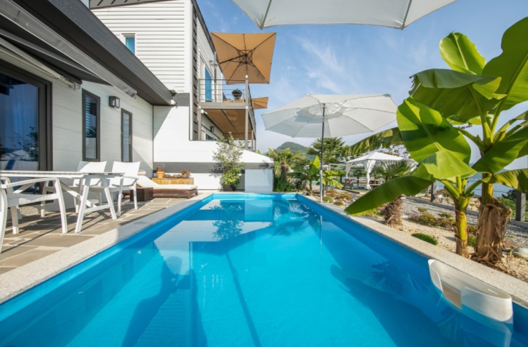 씨앤뷰 풀빌라펜션 1층뷰