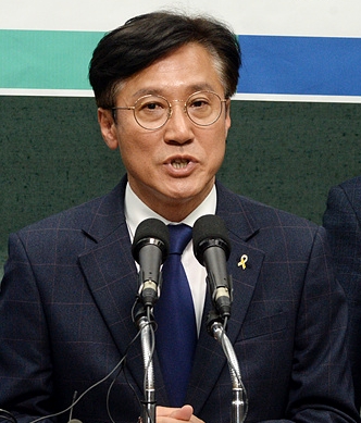 신영대 국회의원 프로필 나이 고향 학력 재산 지역구 페이스북