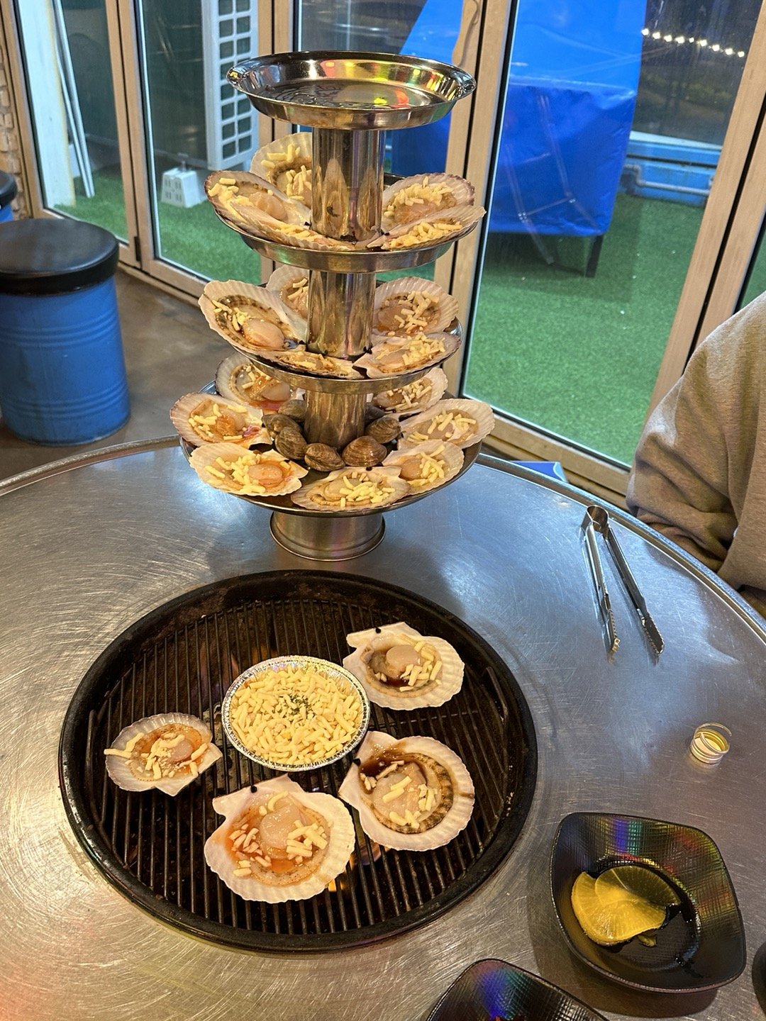 조홍칼 4단 가리비 구이(68,000원)