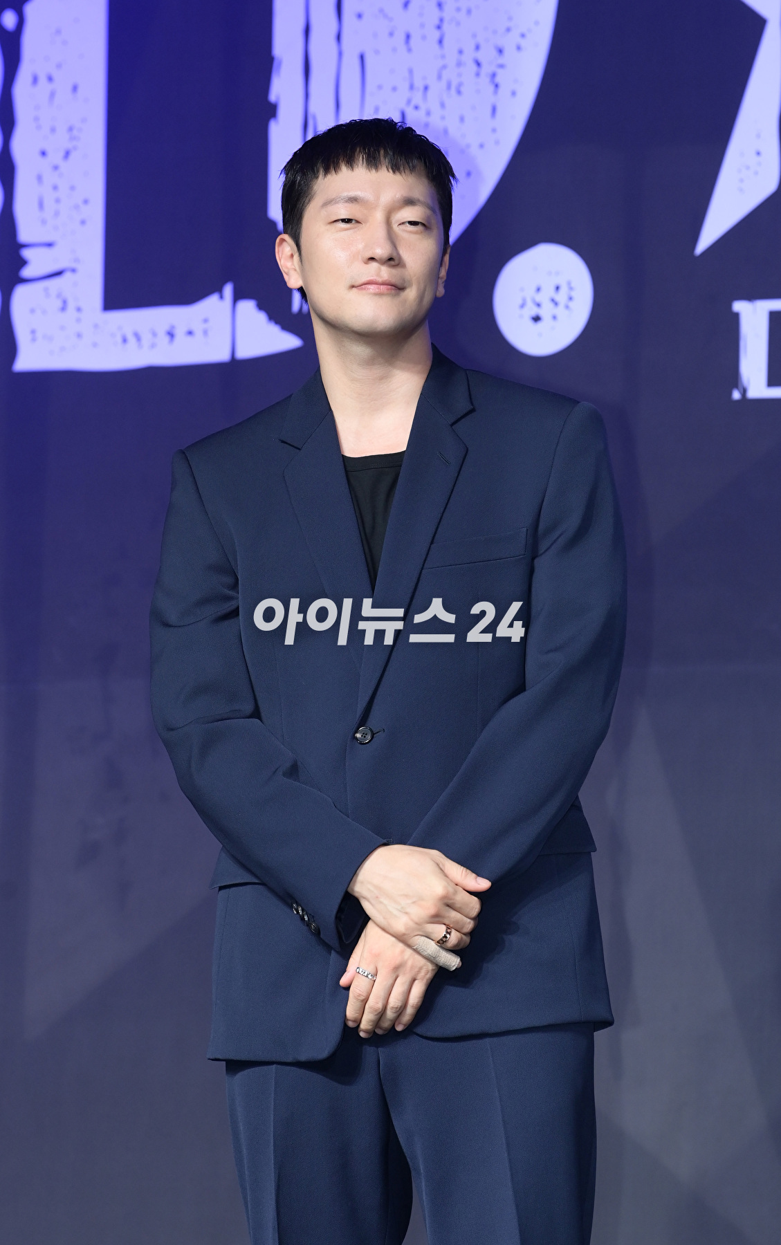 배우 손석구가 18일 오전 서울 강남구 그랜드 인터컨티넨탈 서울 파르나스에서 열린 넷플릭스 시리즈 'D.P.(디피) 시즌2' 제작발표회에 참석하고 있다. [사진=정소희 기자]