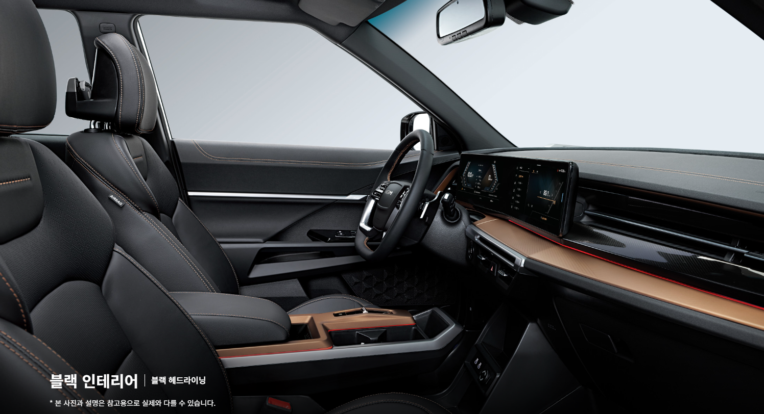 토레스-내부-인테리어-블랙