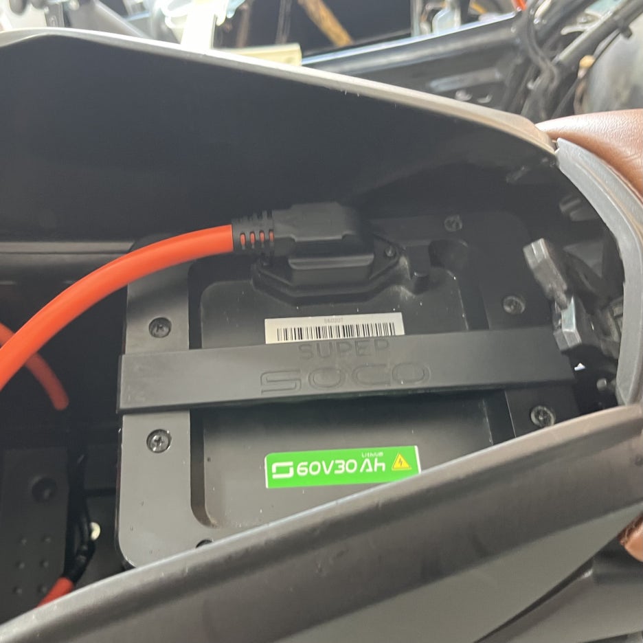 전기오토바이 수리: 슈퍼쏘코 TC-배터리 전원선 납땜, SUPERSOCO AS, 수원 화성 동탄 오산 광교 용인 안양 안산 분당 군포 평택