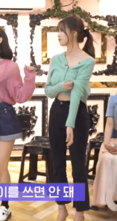 러블리즈 미주 섹시 의상 컨셉 노출