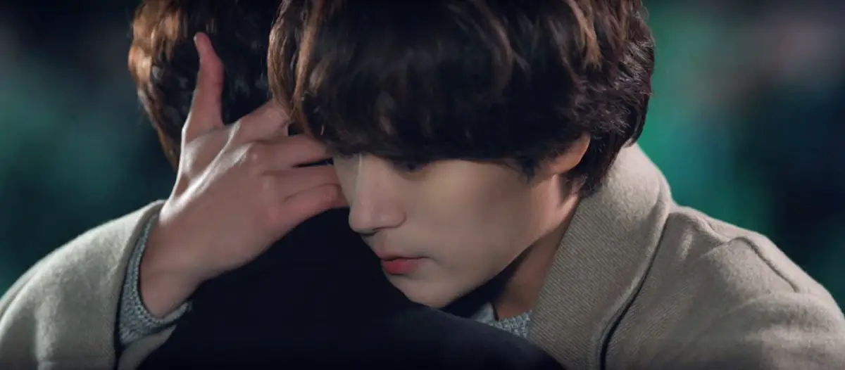 공찬을-갑자기-포옹하는-차서원