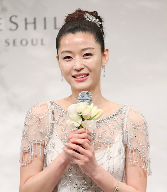 전지현 나이