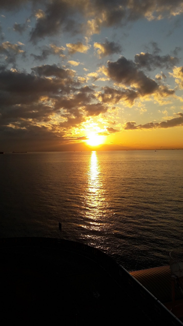 우미호타루 풍경, 해질녁의 석양