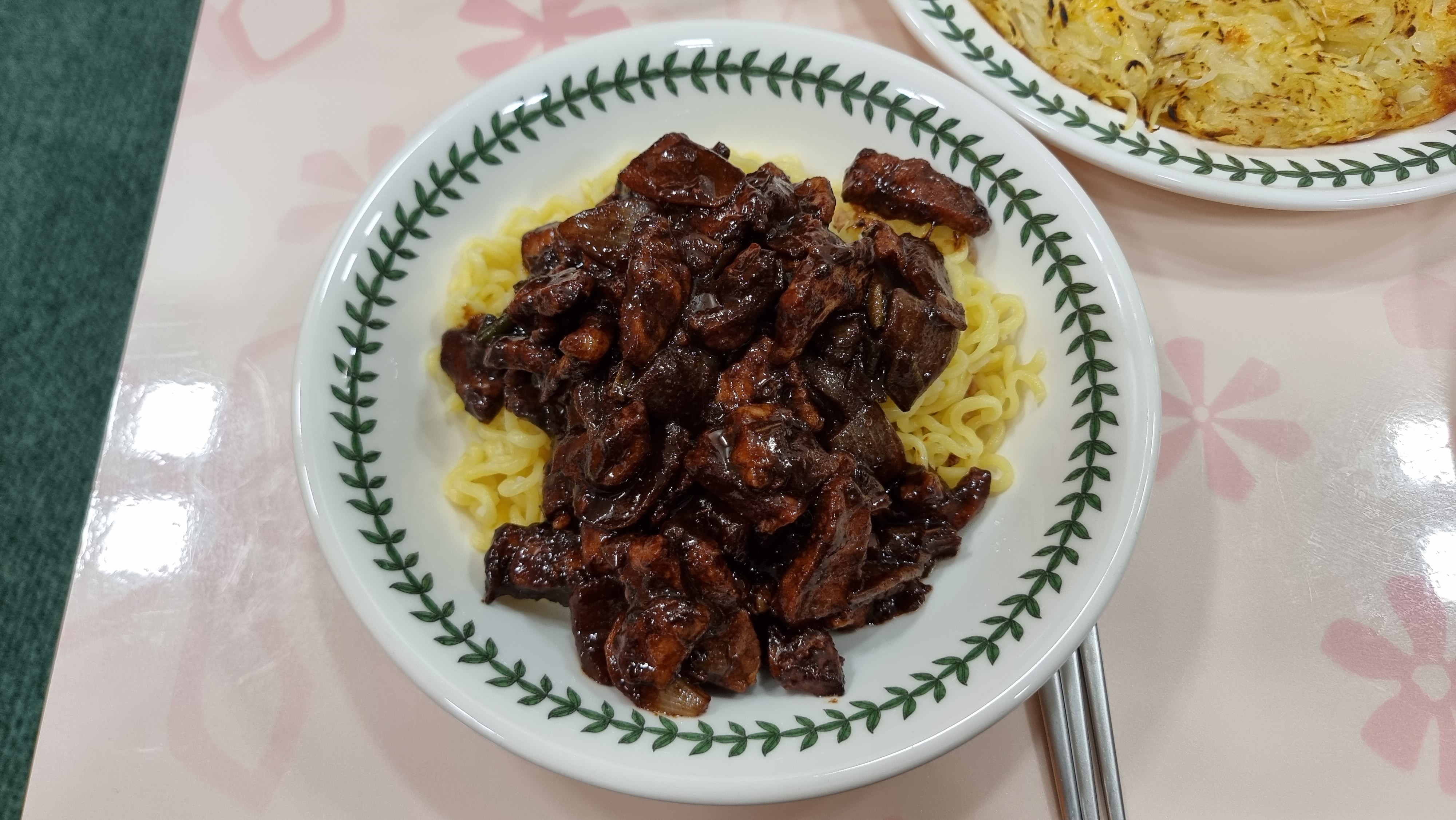 짜슐랭 간짜장
짜슐랭 라면