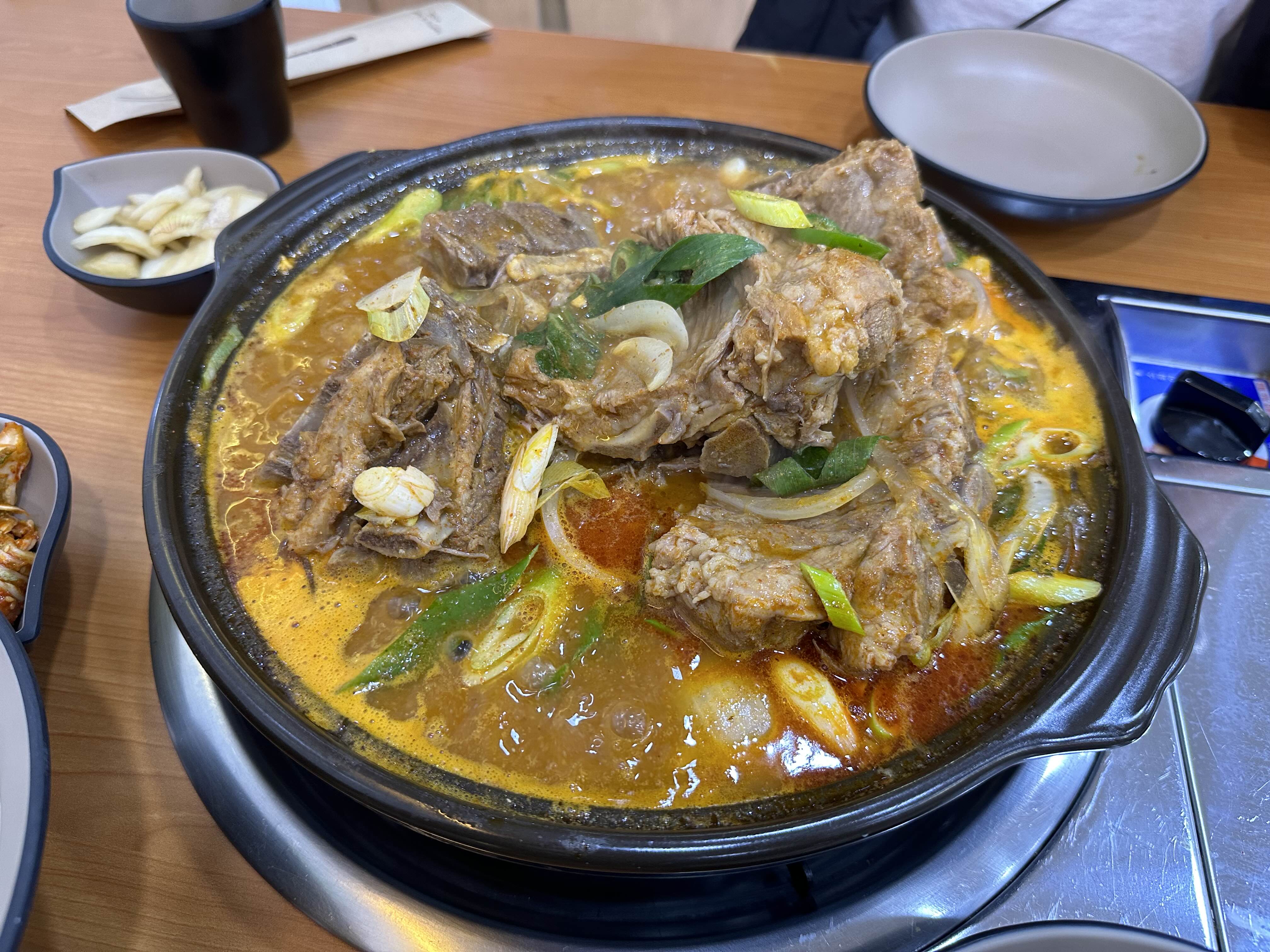 미락 감자탕 조리 완료