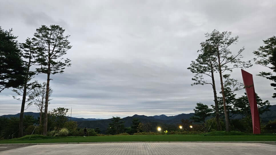 골프장 경험담 홍천 샤인데일CC – 자연과 예술이 만나는 명품 골프장