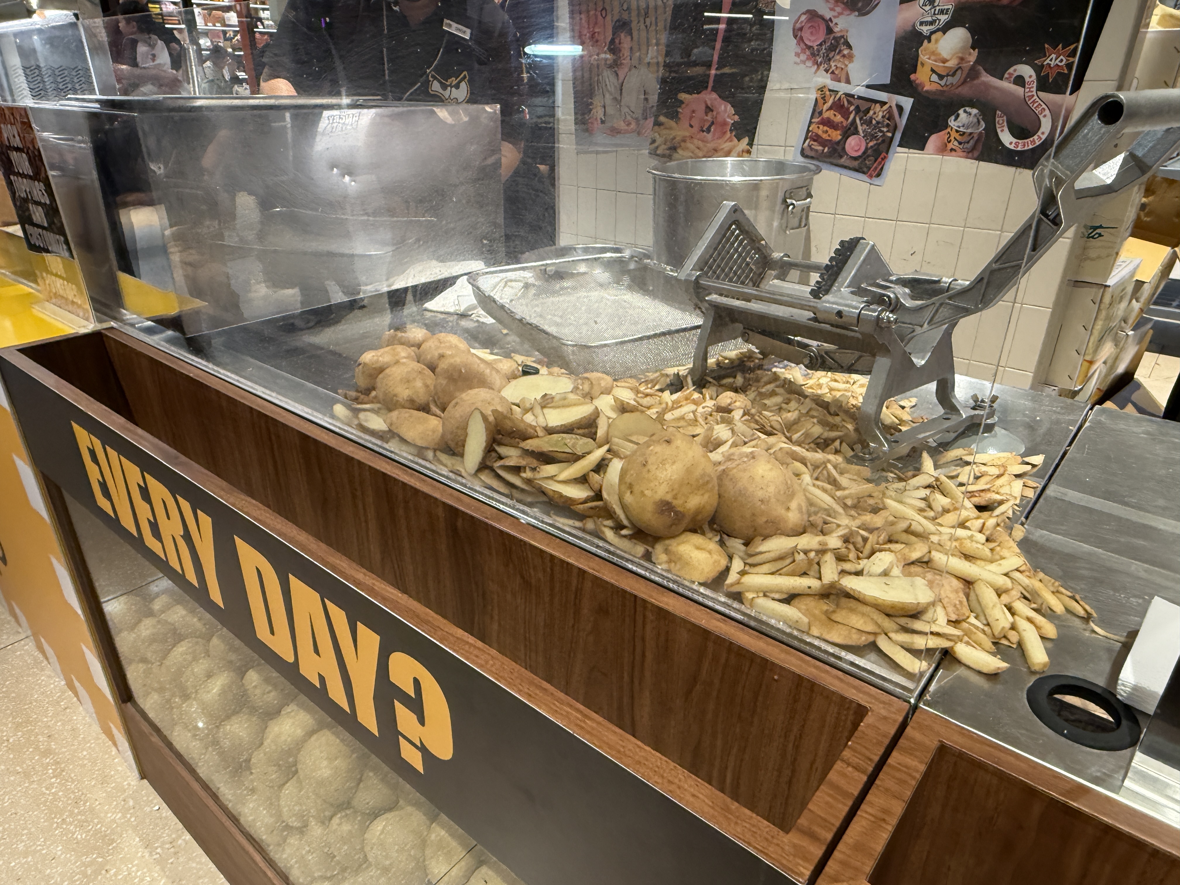 앵그리포테이토 내돈내산 후기 현대백화점 중동점 팝업 꿀조합 치폴레 폴드포크