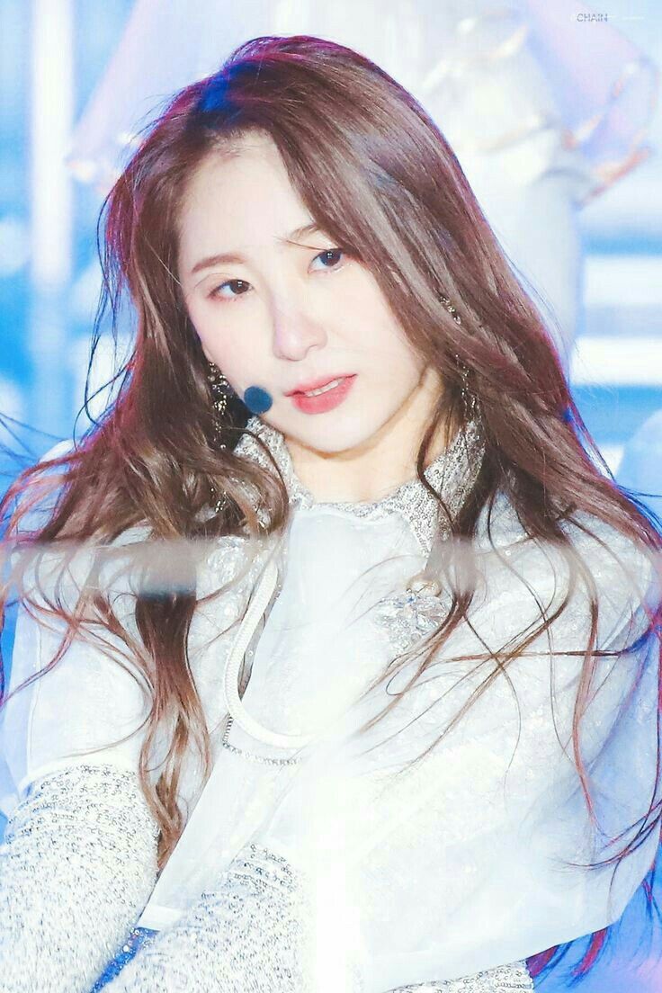 아이즈원 프로듀스48 이채연 사진모음
