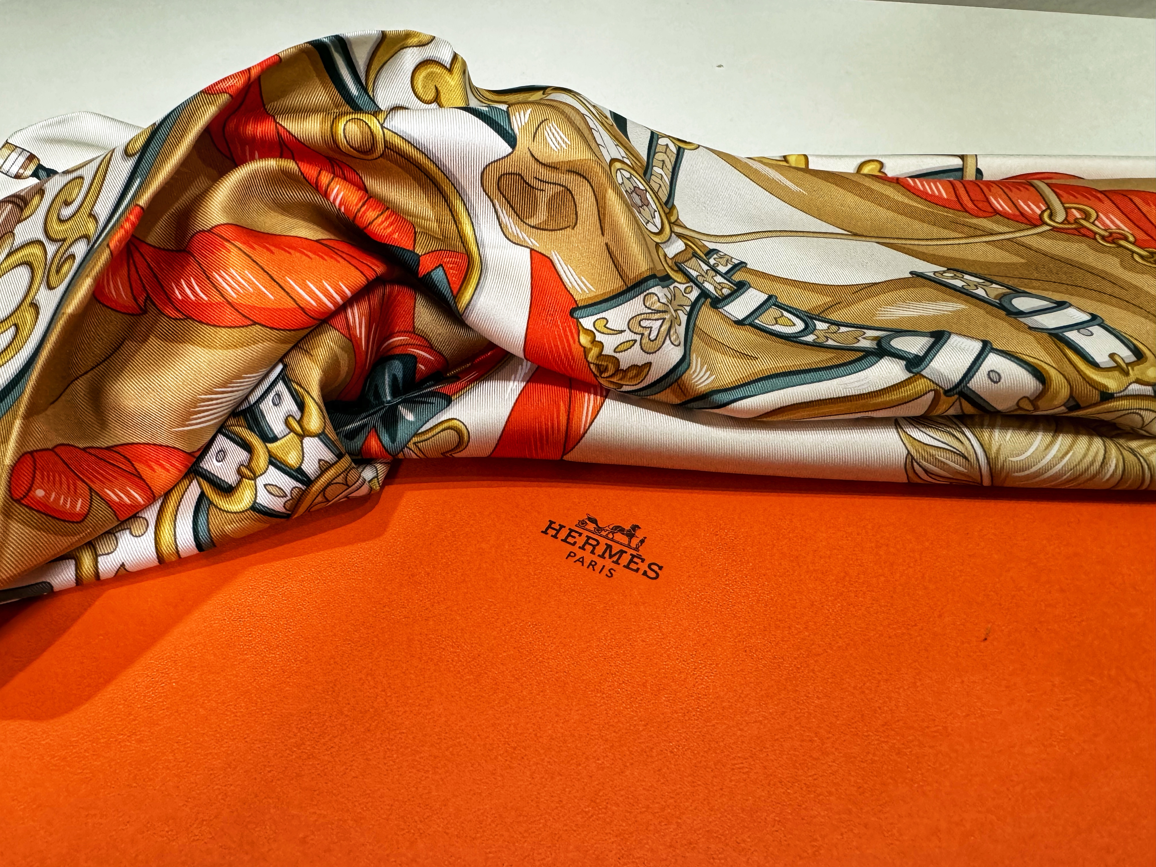 에르메스 스카프 Harnais de Coeur 90