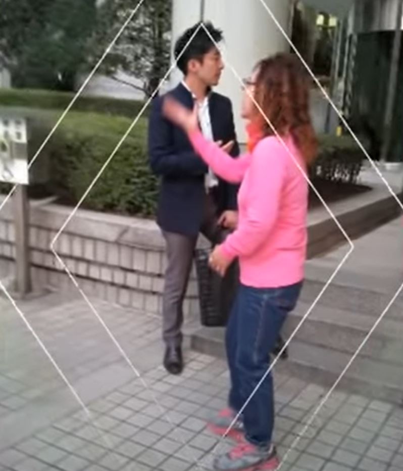 가해자와 민사로 싸우는 장면
