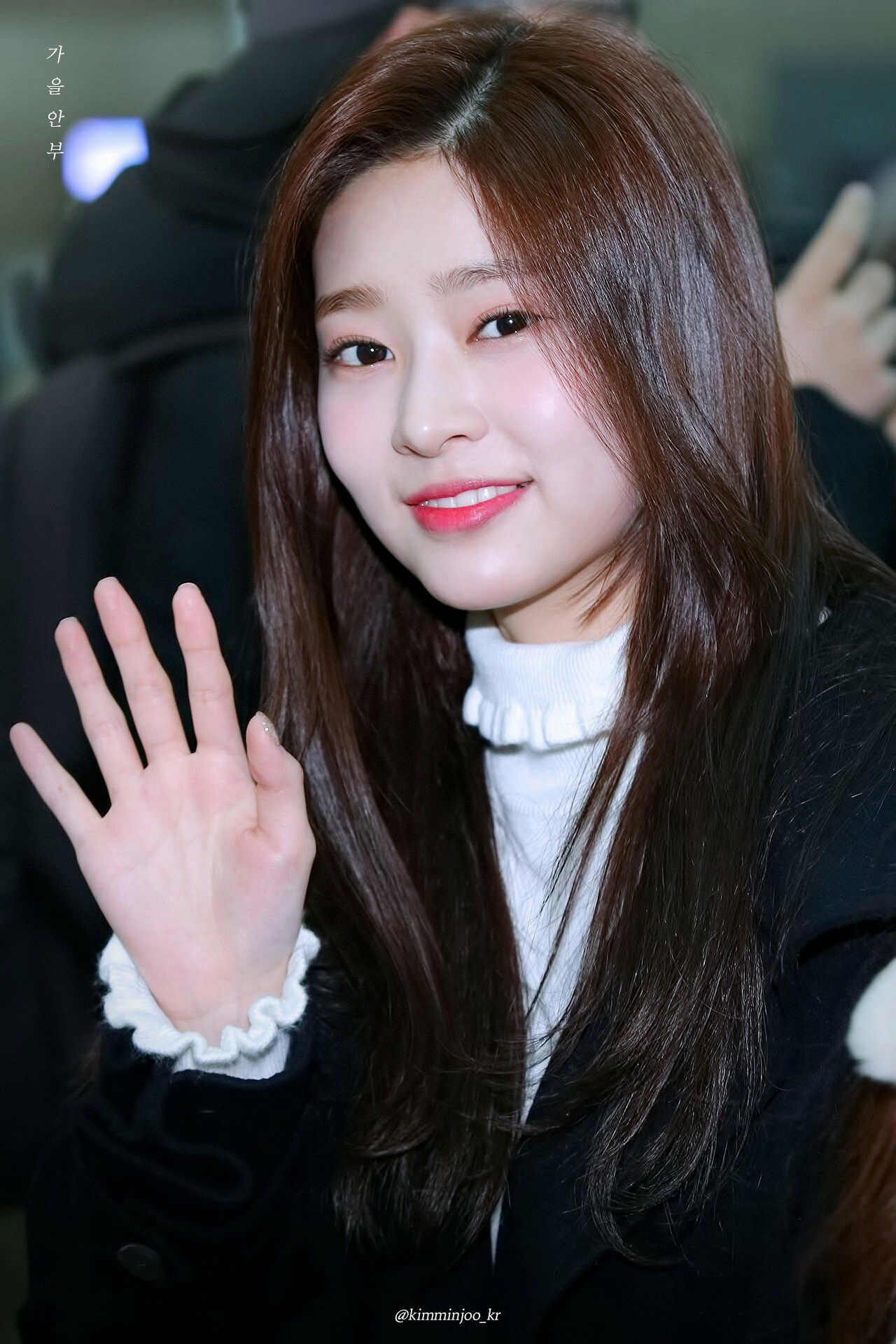 아이즈원 김민주 최애사진