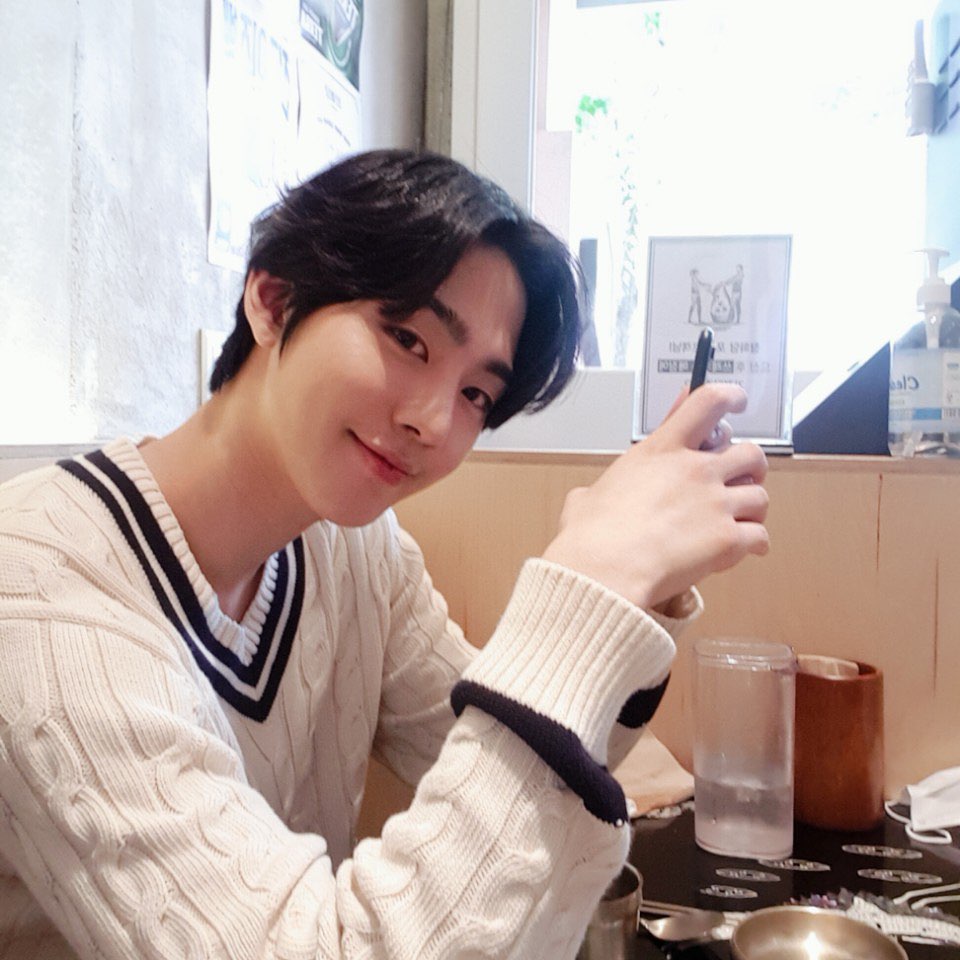 안효섭