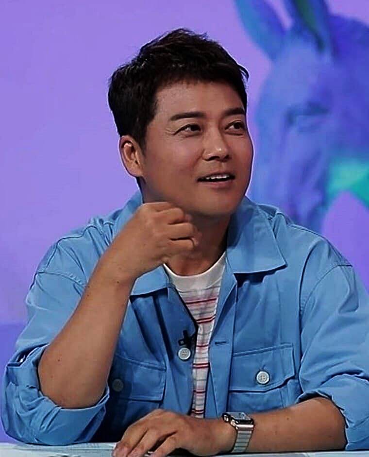 방송인-전현무
