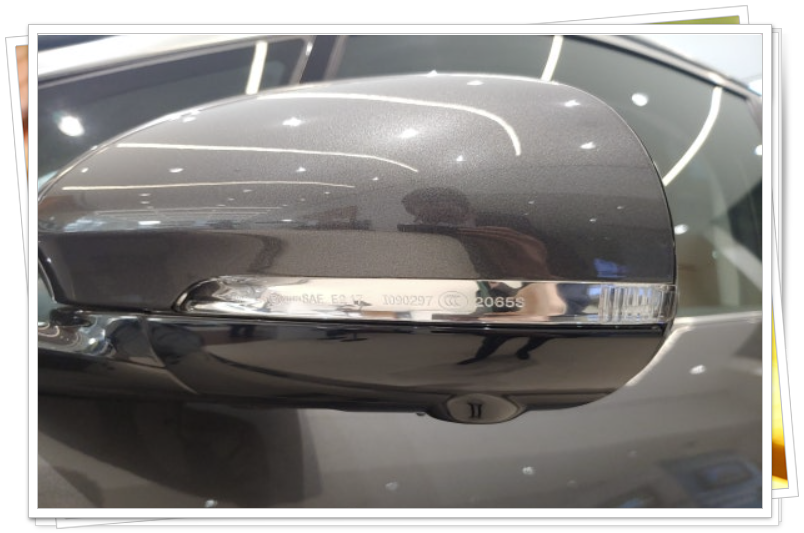 재규어 I페이스 사이드미러 정면부