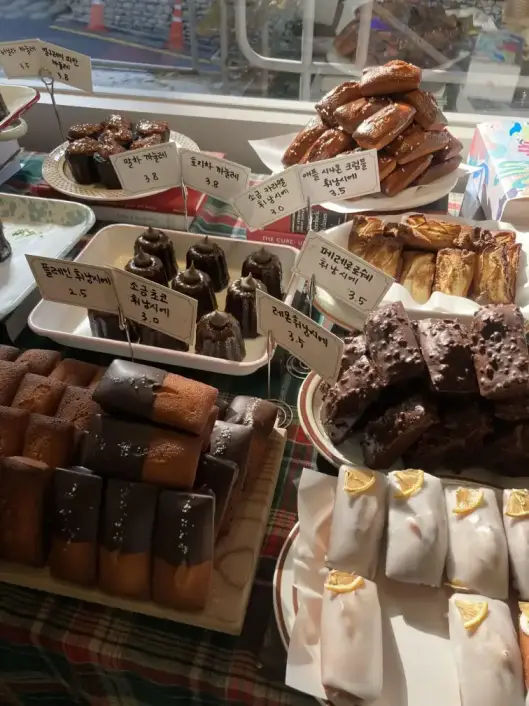 강남역 카페 데이트장소 어퍼앤언더 Upper and Under