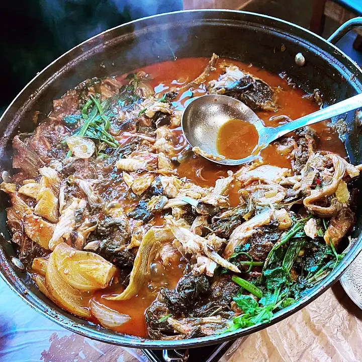 이만기 동네한바퀴 메기찜 50여 년 전통의 삼대 메기 빠가사리 매운탕 찜 전남 장성 장성호 맛집 소개