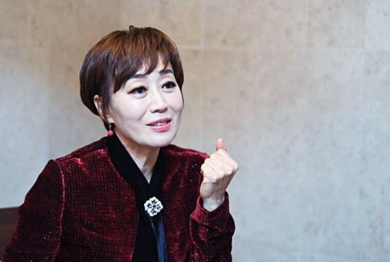 가수-하춘화
