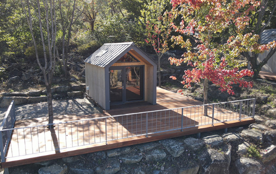 캠핑하우스 철쭉동