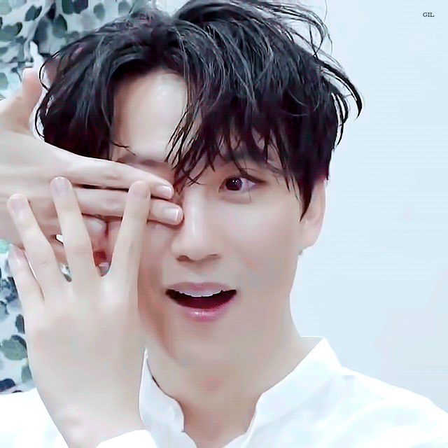 웃는-김남길-도적-칼의-소리