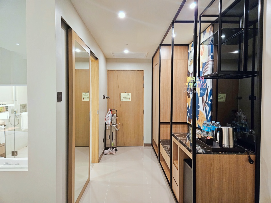 세부 시내 호텔, 홀리데이 인 세부시티 호텔 킹 스위트 룸 후기