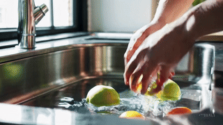 "과일과 채소 농약 제거법: 올바른 세척법 TOP 5"