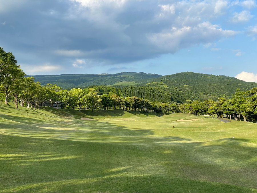 아소 오즈 골프클럽 넓은 페어웨이