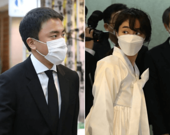 신춘호회장-장례식에-참여한-마스크를-쓴-홍정환-서민정