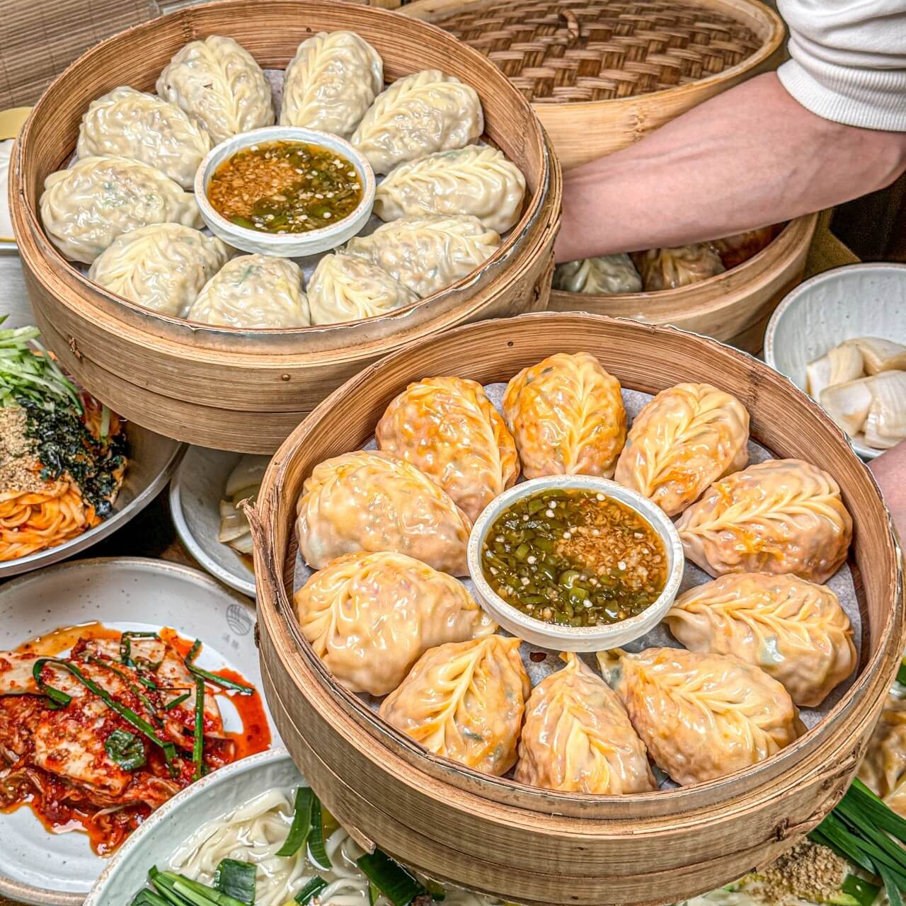 생방송투데이 3836회 오픈RUN - 손만두로 월 1억 매출 달성한 청주 맛집 ‘만승제면소’