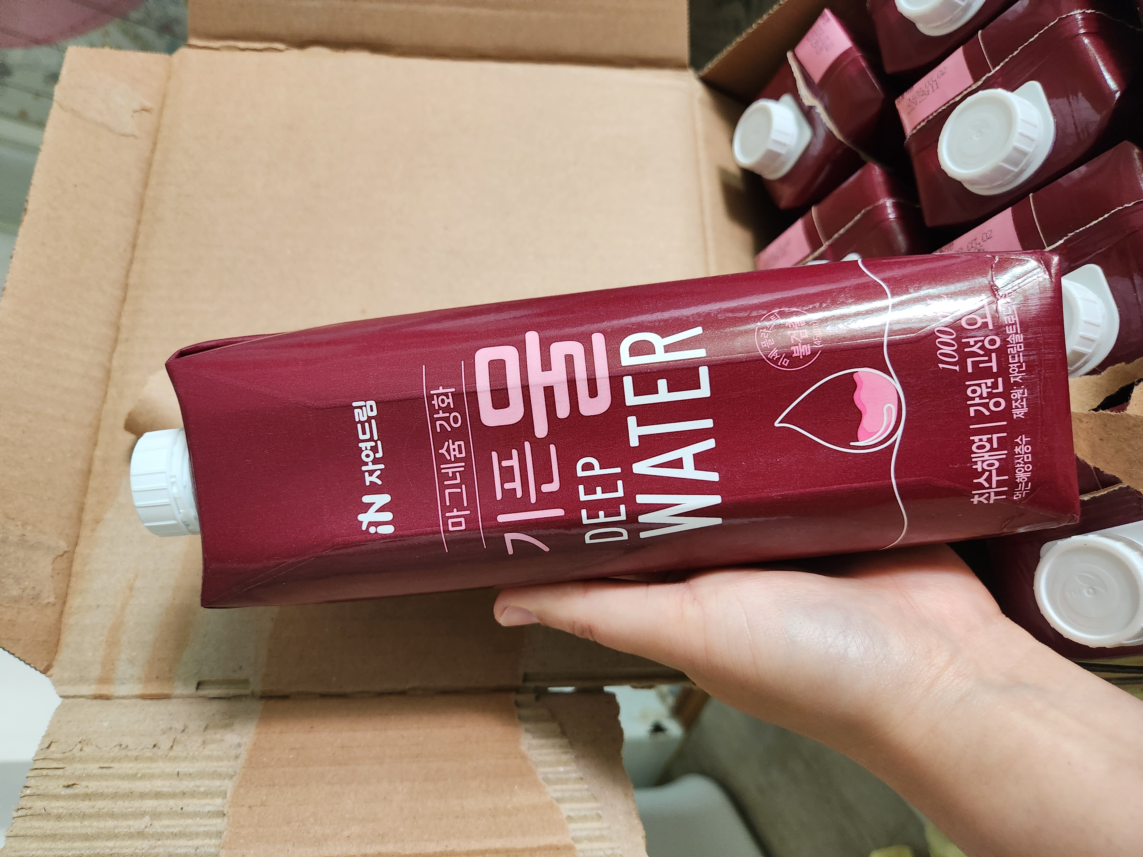 자연드림 기픈물 마그네슘 강화 상품입니다.