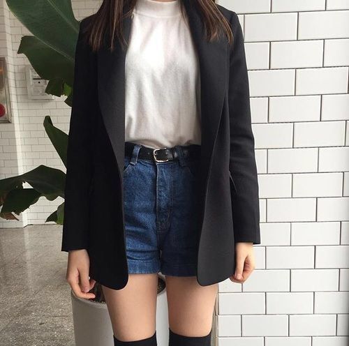 여성스러우면서도 귀여운 여자패션