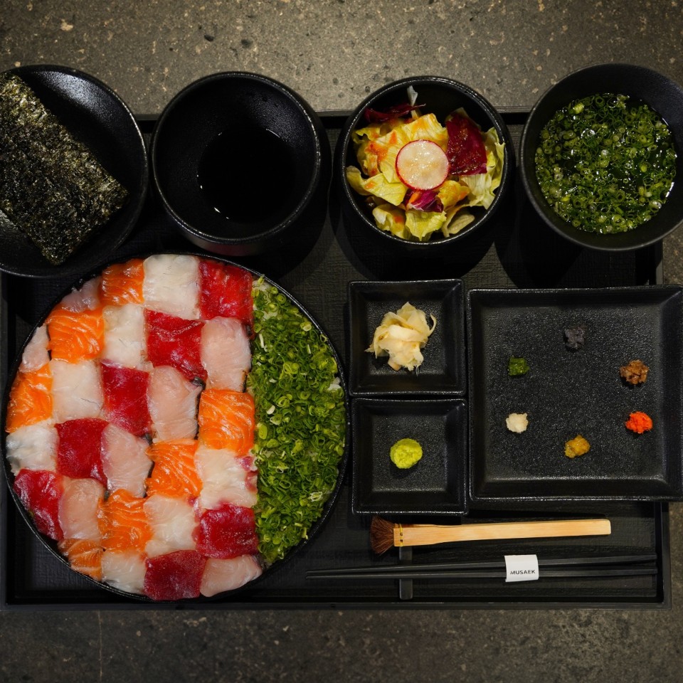 성수동 무색 리뷰 ❘ 숙성회와 초밥이 특별한 일식당, 분위기와 서비스는?