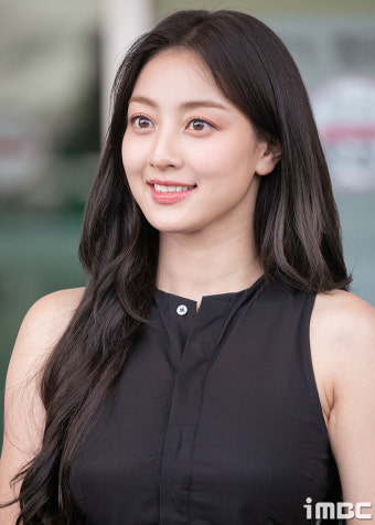 케이팝 데몬 헌터스 더빙&amp;#44; 케이팝 데몬 헌터스 트와이스&amp;#44; 케이팝 데몬 헌터스 안효섭&amp;#44; 케이팝 데몬 헌터스 이병헌&amp;#44; 케이팝 데몬 헌터스 케이팝 가수&amp;#44; 헌트릭스&amp;#44; 루미&amp;#44; 미라&amp;#44; 조이&amp;#44; 사자보이즈&amp;#44; 소니 픽처스 애니메이션&amp;#44; 매기 강&amp;#44; K-POP 애니메이션&amp;#44; 악마 사냥꾼&amp;#44; 한국 아이돌&amp;#44; 넷플릭스 1위&amp;#44; 케이팝 걸그룹&amp;#44; 애니메이션 추천&amp;#44; 한류&amp;#44; 전 세계 인기