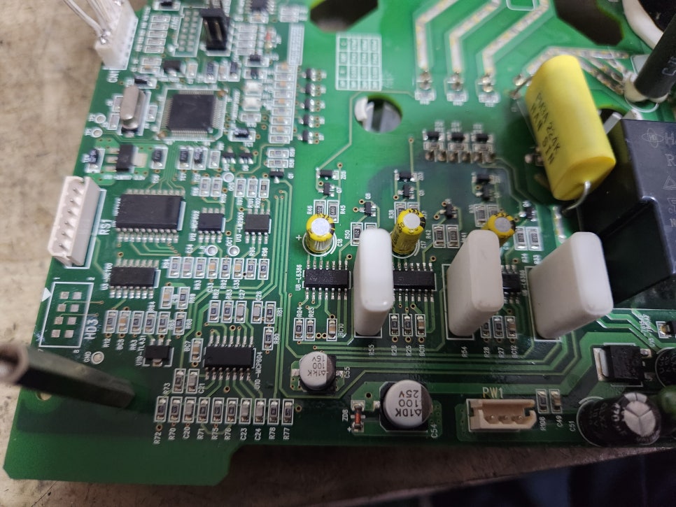 윌로(WILO) 보드 Wilo-Medana, Helix, MVI 시리즈 전원 인가 불가, 펌프 작동 불능 수리 완료