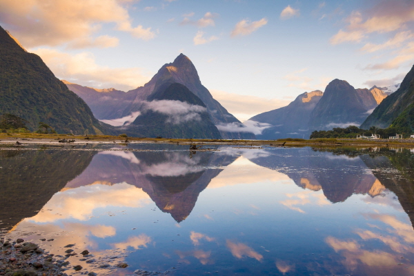 질랜드에서 혼자 여행하는 여성