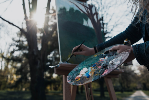 미술 작품 투자의 주요 사례 및 사례 연구