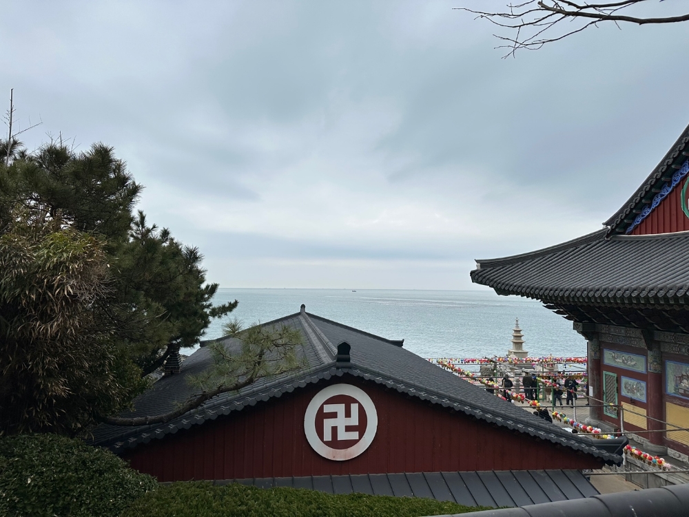 해동용궁사 바다 전망 &ndash; 절과 푸른 바다 풍경