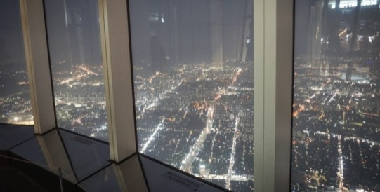 서울스카이 (롯데월드타워빌딩), 스카이 브릿지 투어