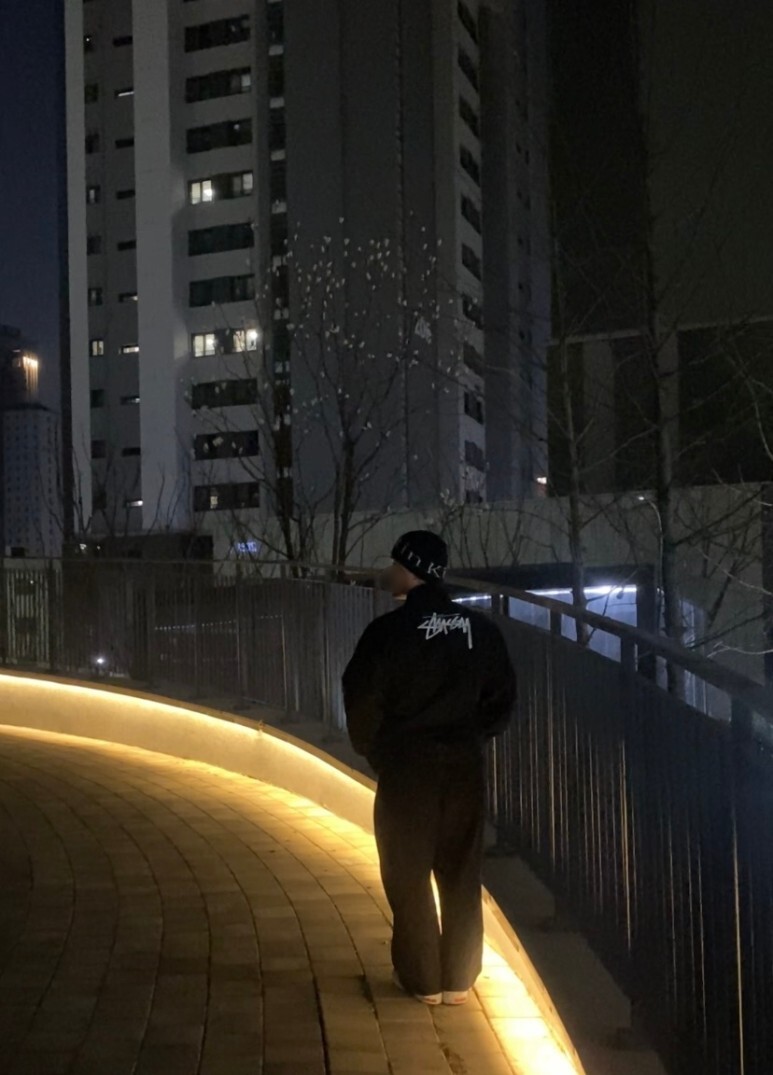 데일리룩(오뭘입)_마뗑킴 Matin Kim비니, 스투시 나투시 아노락, 무탠다드 와이드 트레이닝팬츠, 아식스 젤 카야노, 남자데일리룩, 남자데일리코디, 남자데일리패션, ootd